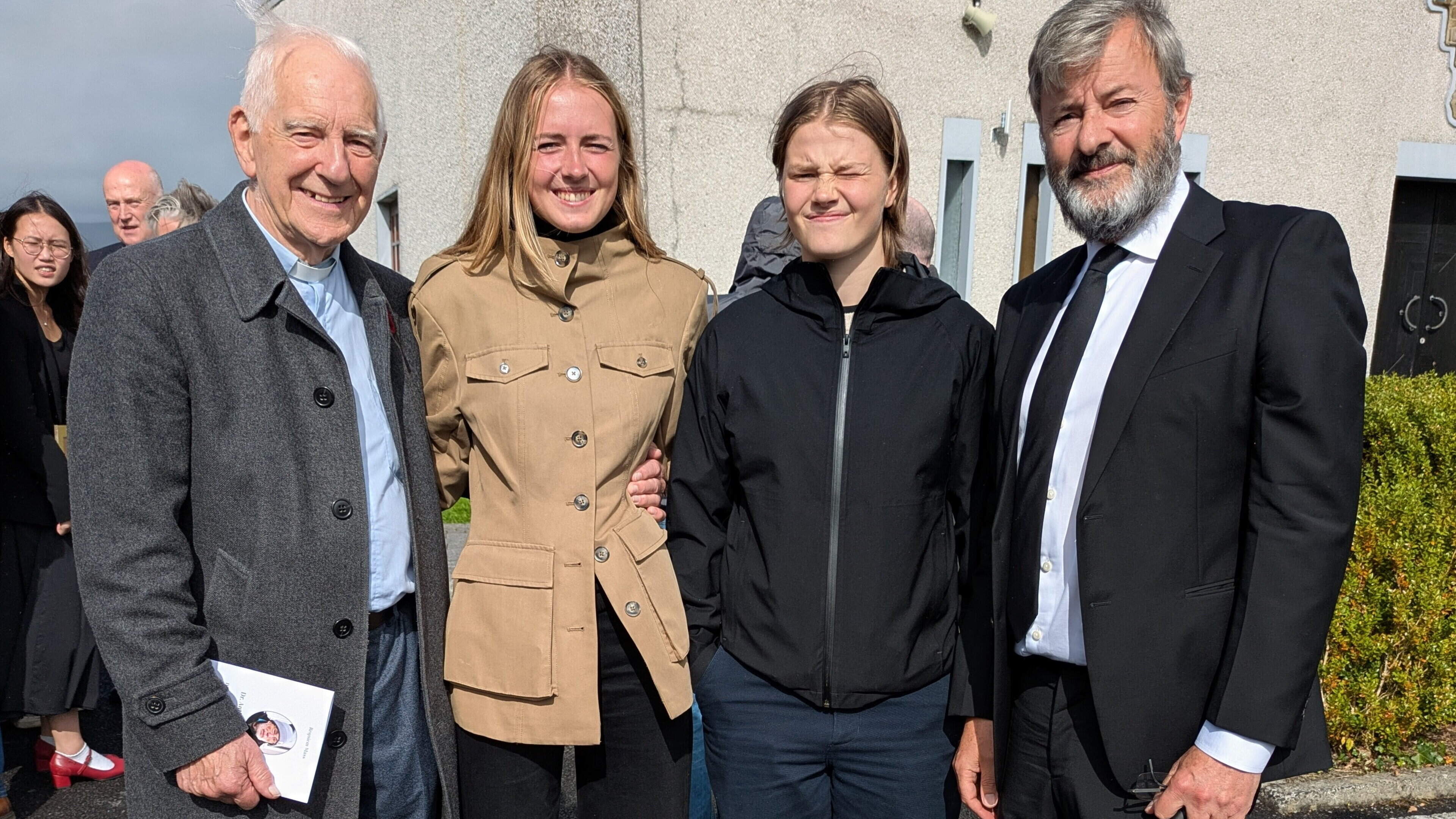 Mullaghmore IRA bombing victim returns to Sligo to pay respects to doctor who treated him
